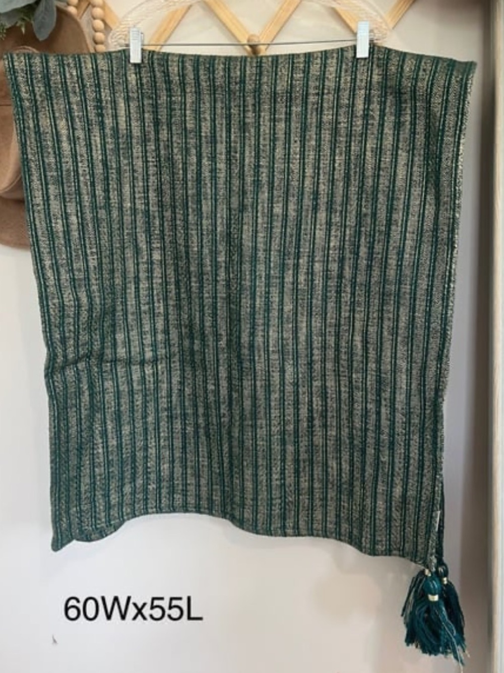 Cozy Woven Throw Blanket with Tassels – Teal & Gold Stripe